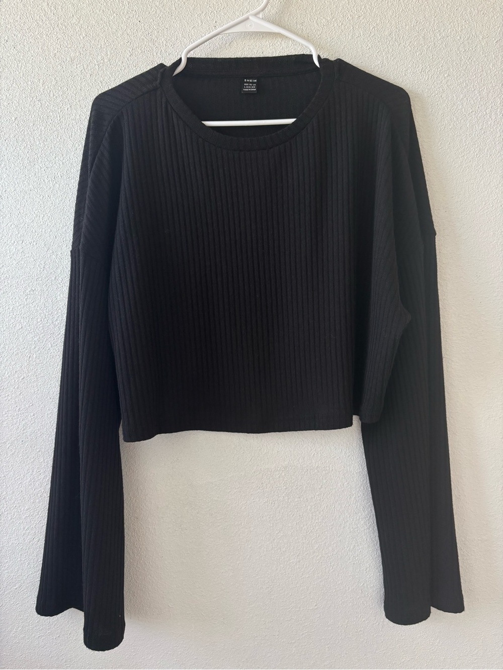 SHEIN Women’s Size L Black Ribbed Cropped Long-Sleeve Top
